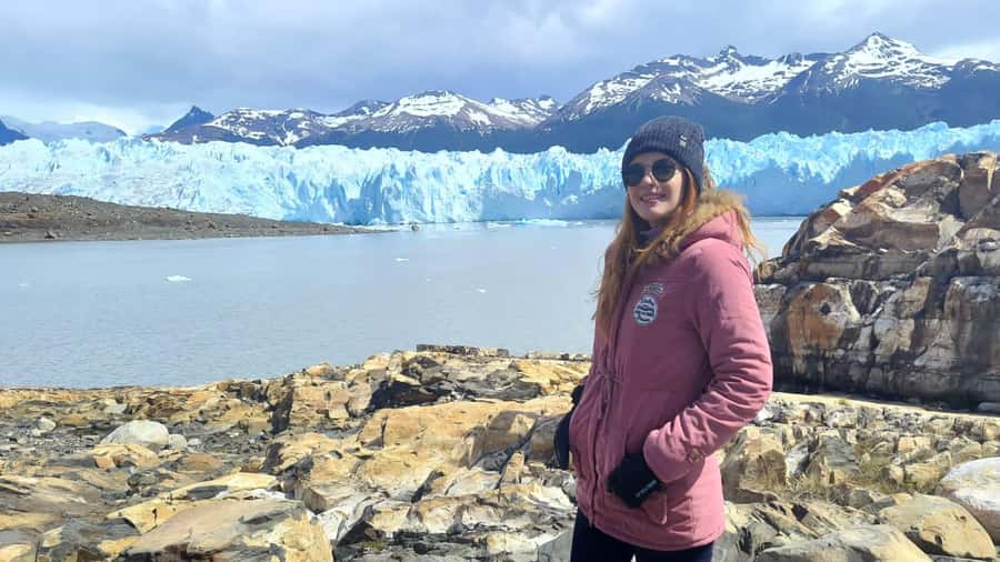 El Calafate: Minitrekking in the Perito Moreno Glacier - Getting there: bus, boat, and Lago Rico views