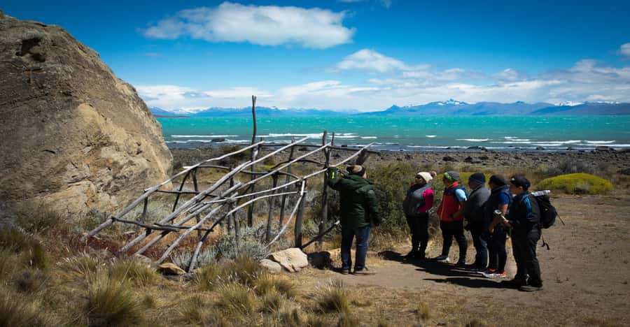 El Calafate: Native Cultures 4x4 Half-Day Excursion - Punta Walichu and lunch with a view (and drinks)