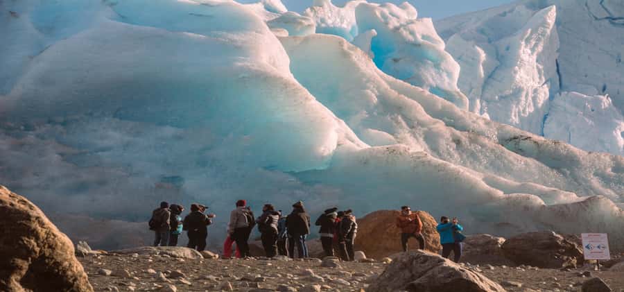 El Calafate: Safari Azul Los Glaciares Trekking Tour - Perito Moreno catwalks: two hours to frame your own glacier views