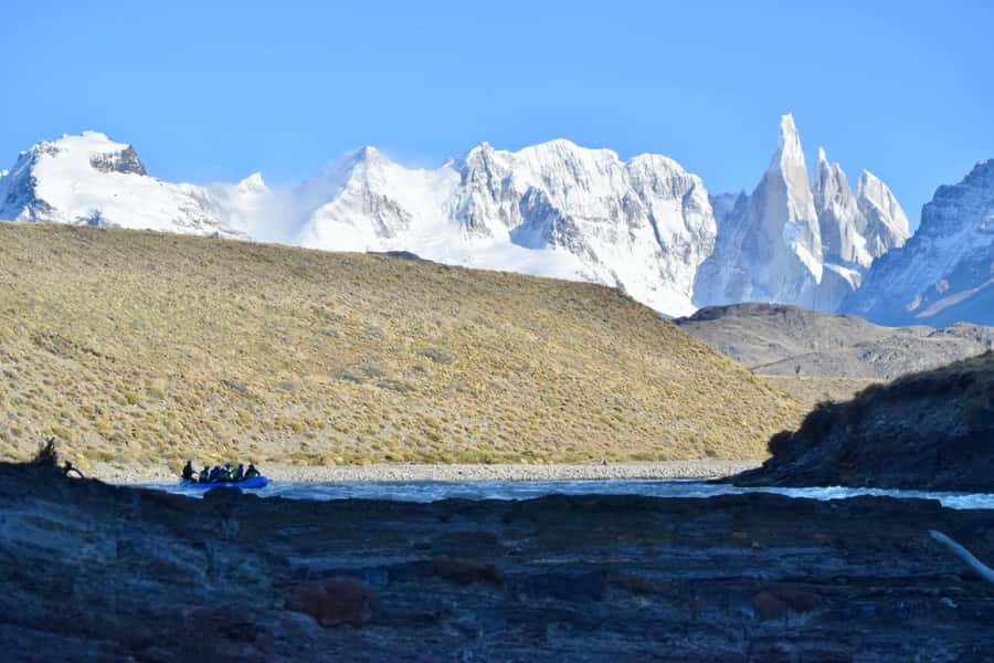 El Chalten: Rio de las Vueltas and Patagonia Rafting - Gear and safety talk, the part that makes novices feel steady