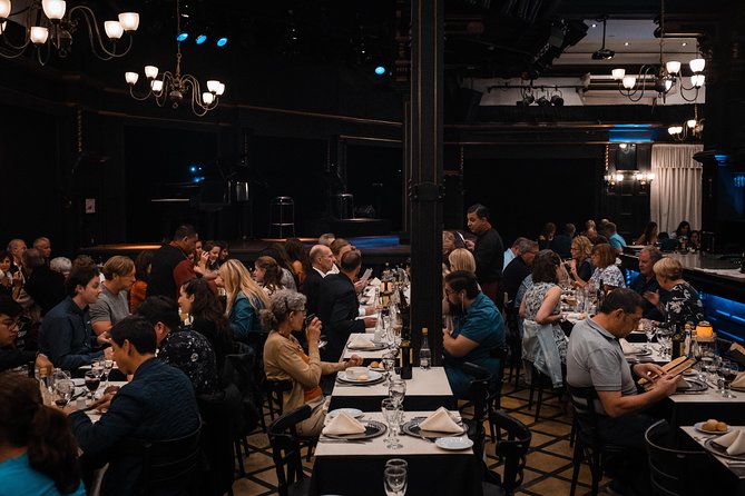 El Querandi Tango Show in Buenos Aires - What happens on stage: bandoneón, two vocalists, and four couples
