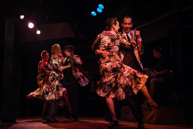 El Querandi Tango Show in Buenos Aires - Dinner and drinks: when the meal helps, and when it doesn’t