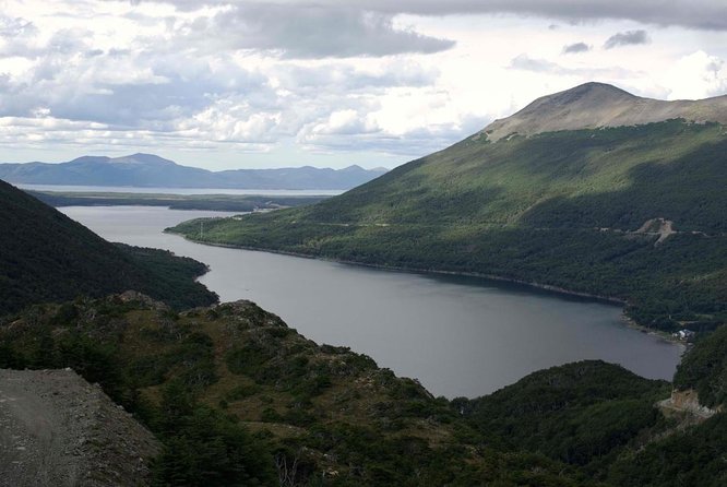 Escondido and Fagnano Lakes Tour with Breakfast in Stay - Key highlights at a glance