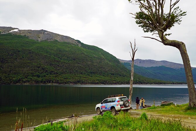 Escondido Lake and Fagnano Lake 4x4 Off Road Tour with Lunch - Lago Fagnano: A Larger Lake With a Calm Cabin Rhythm