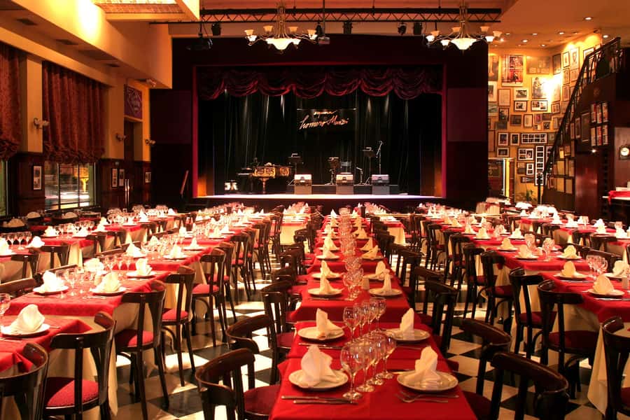 Esquina Homero Manzi Dinner and Tango Show - The flow of your evening, from pickup to the final song