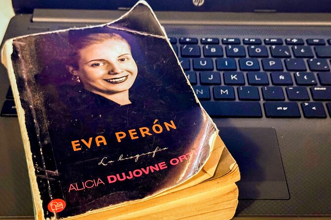 Evita Perón Private Tour: the woman behind "Don´t cry for me Argentina" and more - Plaza de Mayo and Evita’s Balcony, plus the song connection