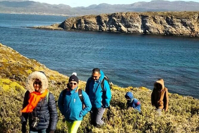 Excursion through the Beagle Channel on a Tango Yacht - Guides and the small-crew vibe on board