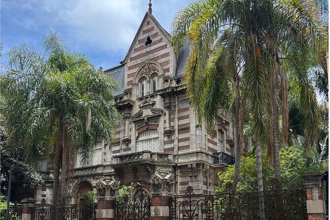 Experience Recoleta in Buenos Aires Little Paris - La Recoleta Cemetery: Evita, presidents, and the Liliana Crociati tomb story