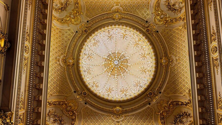 Experience Teatro Colon : Secure your Tour today!!! - The working theater reality: access, lighting, and your best photo chances