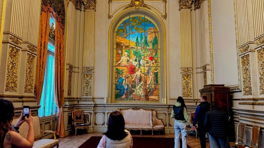 Experience Teatro Colon : Secure your Tour today!!! - Who should book this Teatro Colón tour
