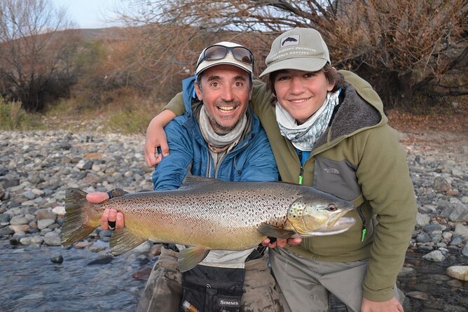 Fly Fishing Trips & Guide Service in Bariloche - Equipment is included, so you can travel lighter