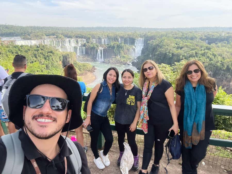 Foz do Iguaçu: Brazil/Argentina Sides Iguazu Falls Day Tour - What to Bring for an All-Day Falls Walk