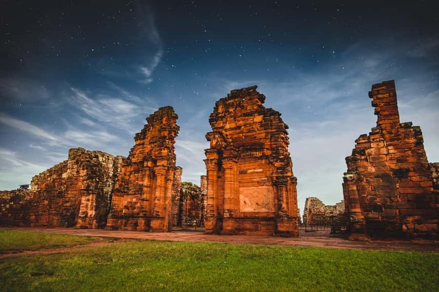 Foz do Iguaçu: Wanda Mines and San Ignacio Ruins Day Trip - San Ignacio Ruins: What You’ll See at 2 pm and Why the Light-and-Sound Matters
