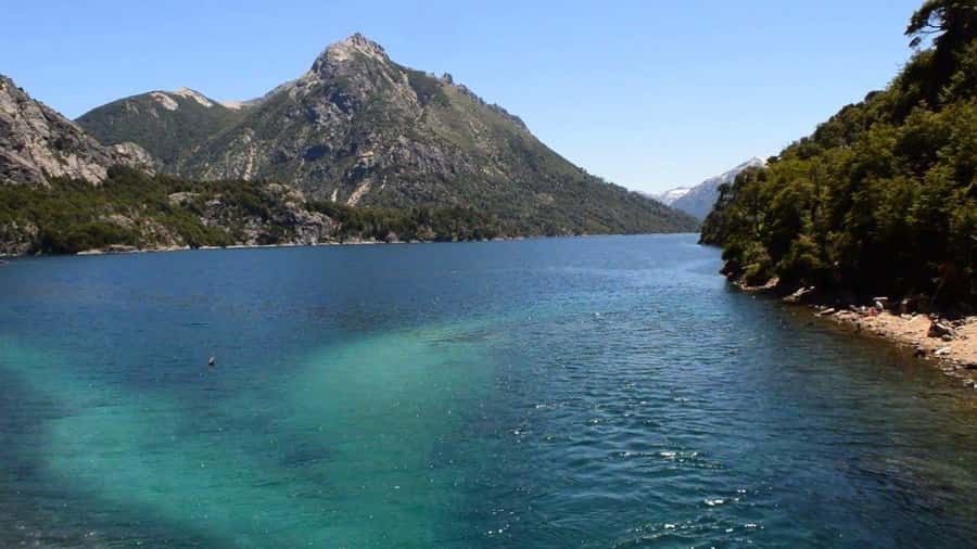 From Bariloche: Half-Day Circuito Chico Sightseeing Tour - Back Toward Bariloche: Lago Moreno Crossing and El Trébol Lagoon