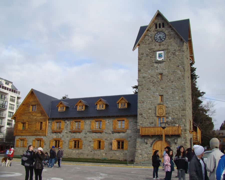From Bariloche: Half-Day Circuito Chico Sightseeing Tour - Cerro Campanario: The Panoramic Payoff (and the Chairlift Decision)