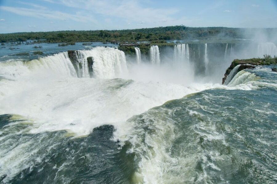 From Foz do Iguaçu: Argentinean Falls Tour with Pickup - Practical packing: shoes, ID, and the border cash note