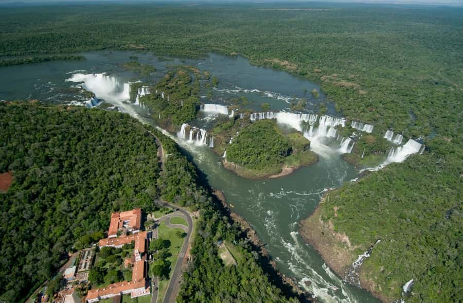From Foz do Iguaçu: Argentinean Falls Tour with Pickup - Who this tour fits best (and who might prefer a different plan)