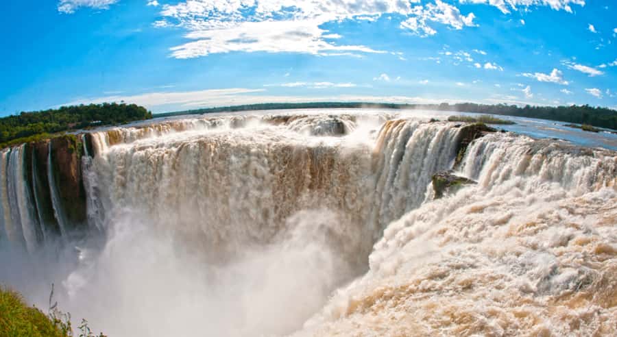 From Foz do Iguaçu: Argentinian Iguazu Falls with Ticket - Getting from Foz do Iguaçu to the Argentine Falls with Hotel Pickup