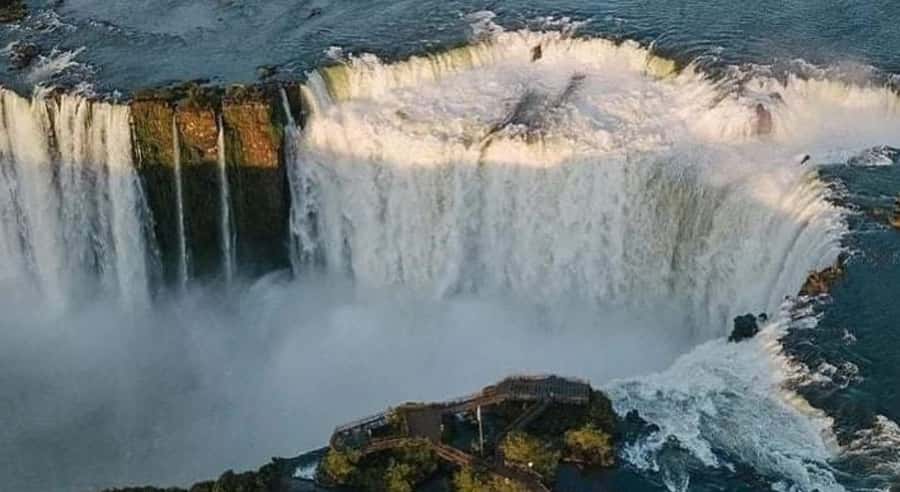 From Foz do Iguaçu: Argentinian Iguazu Falls with Ticket - Visitor Center Setup: Tickets, Facilities, and Park Biodiversity Info
