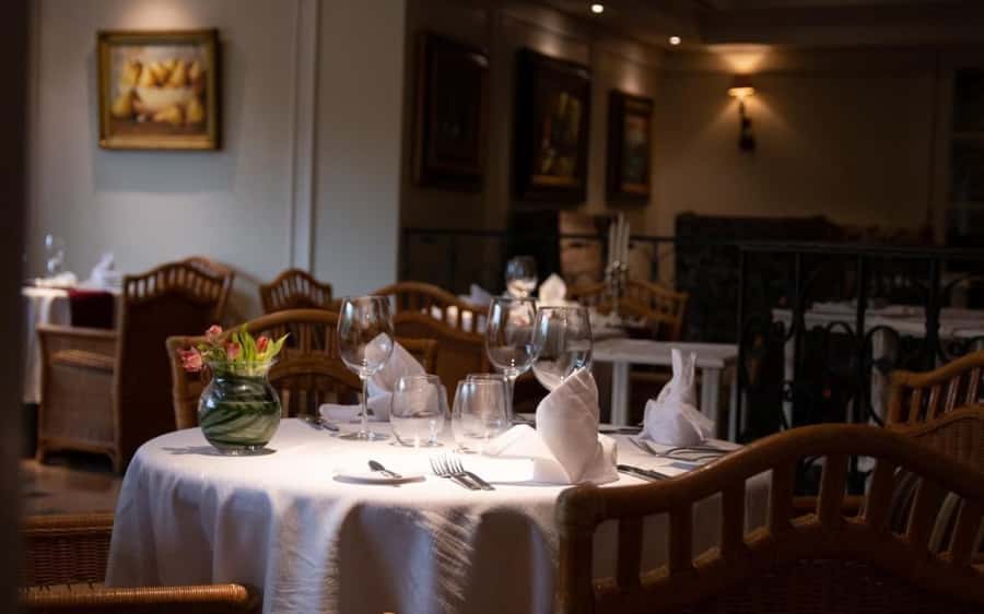 From Foz do Iguaçu: Madero Tango with dinner - The Madero Tango theater show: live orchestra, Buenos Aires talent