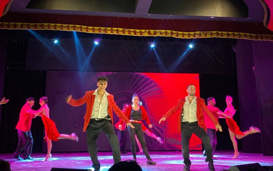 From Foz do Iguaçu: Madero Tango with dinner - Price and value: what $112 buys you, and what to budget