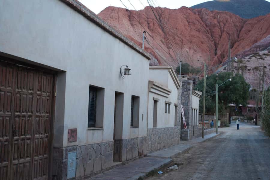 From Jujuy: Day Trip to Quebrada de Humahuaca - Uquía’s church and the gun-toting angels detail