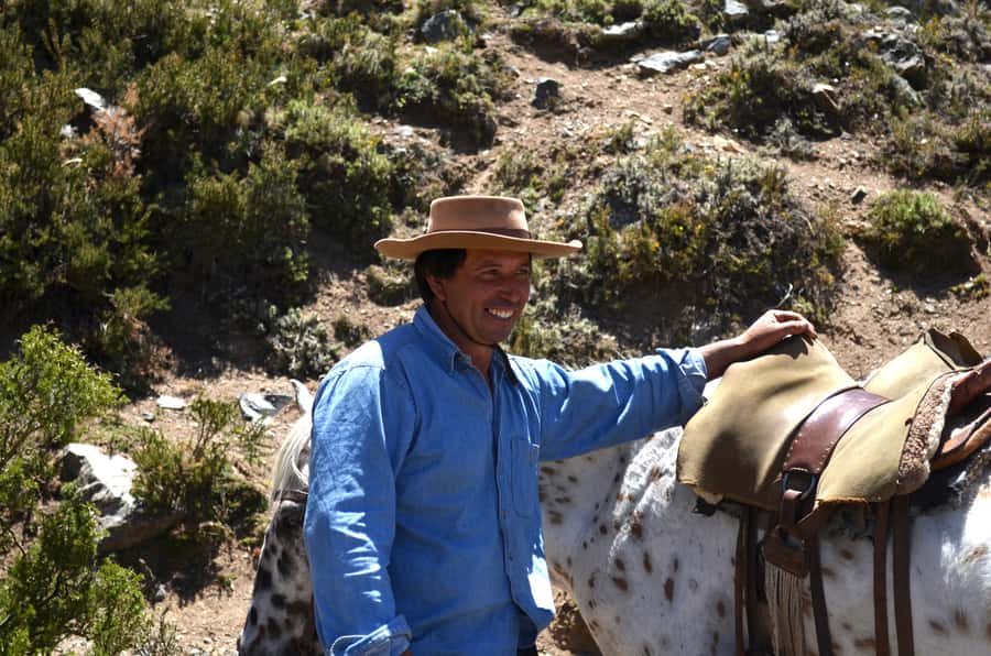 From Mendoza: Full Day Gaucho Experience - Getting started right: pickup at 8:30 and the Cacheuta and Potrerillos drive