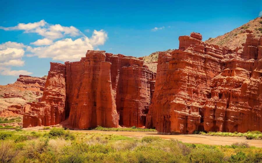 From Salta: Cafayate, land of wines and imposing ravines - Las Conchas gorge stops: Devil’s Throat, Anfiteatro, and the rock shapes you came for