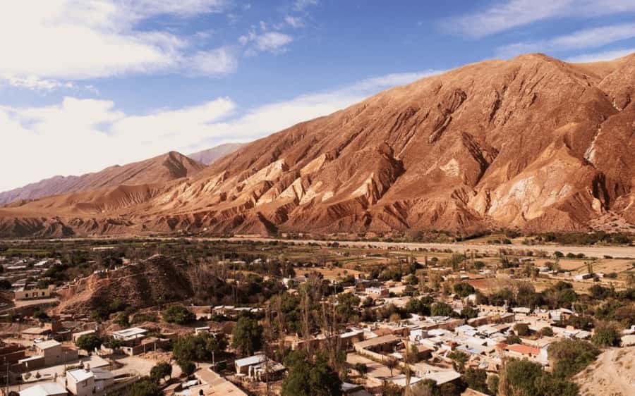From Salta: Quebrada de Humahuaca, Purmamarca and Tilcara - Humahuaca town time: cobblestones, monuments, and a real lunch break