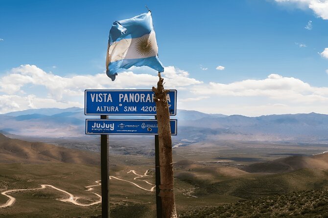From Salta: Serranías del Hornocal and the hill of 14 colors - Tilcara: quick town immersion and the Pucará stop
