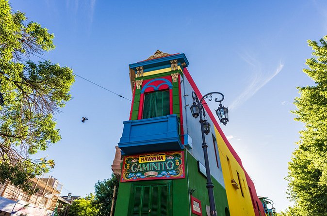 Full day City and Delta with a friend in private Tour - El Ateneo Grand Splendid, Recoleta, and the Cemetery Add-On You Should Budget