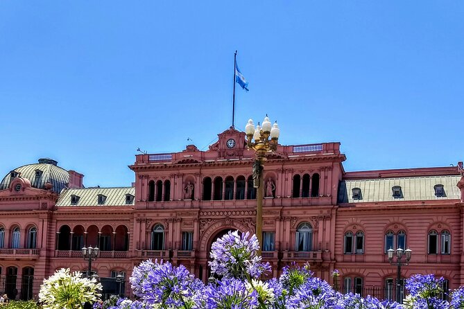 Full Day City Tour in Buenos Aires, Recoleta Cemetery and Tigre - Puerto de Frutos and Paseo Victorica: Markets and a Country-Club-Style Break