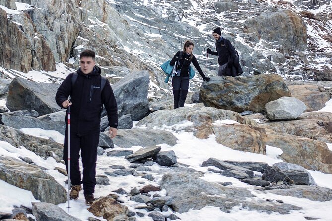 Full Day Reduced Tour to the Ojo del Albino Glacier in Argentina - Price and value: what $210 buys in a 7 to 8 hour reduced glacier day