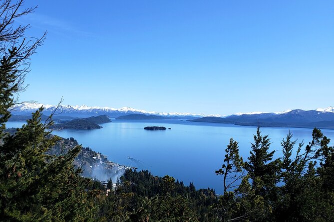 GERMAN TREKKING TO BERGHOF - Mountain stories - Trekking Mount Otto: forest steps, then lake and Andes views