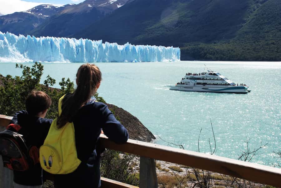 Gourmet Glacier Cruise & Footbridges of Perito Moreno - Why this glacier day works: boat sights plus Perito Moreno from the walkways