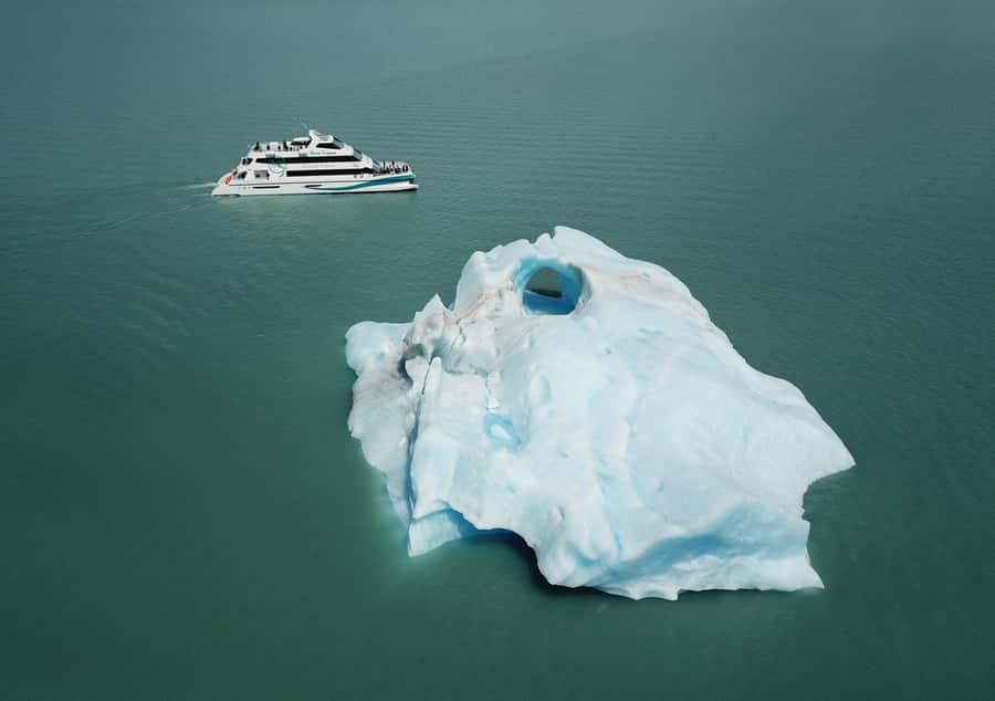 Gourmet Glacier Cruise & Footbridges of Perito Moreno - Price and value at about $276 per person