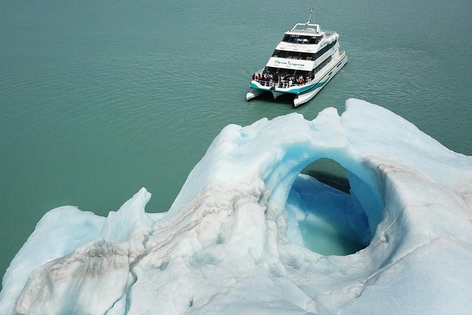 Gourmet Glaciers Navigation - The boat routine: comfort, crew help, and the timing that keeps things moving