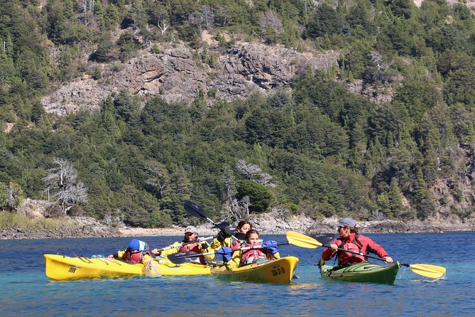 Half a day of kayaking on the Nahuel Huapi lake in private service - The big sights: Sentinel Island, Cerro Capilla, and Cerro López