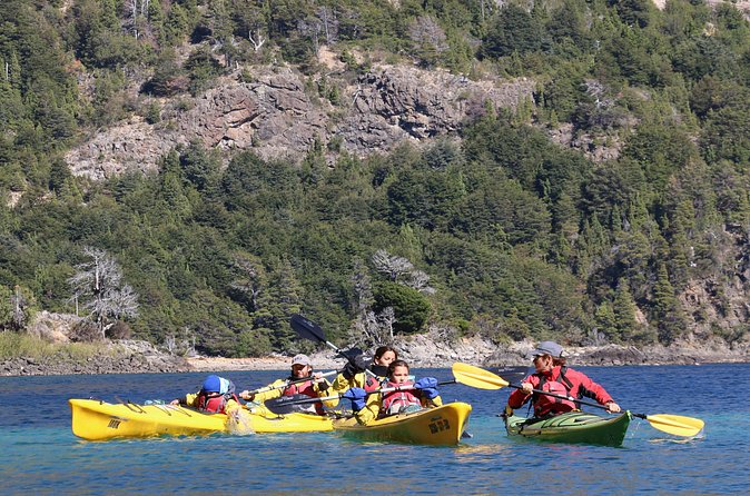 Half a day of kayaking on the Nahuel Huapi lake in private service - Price and value: what $150 buys you in Patagonia time