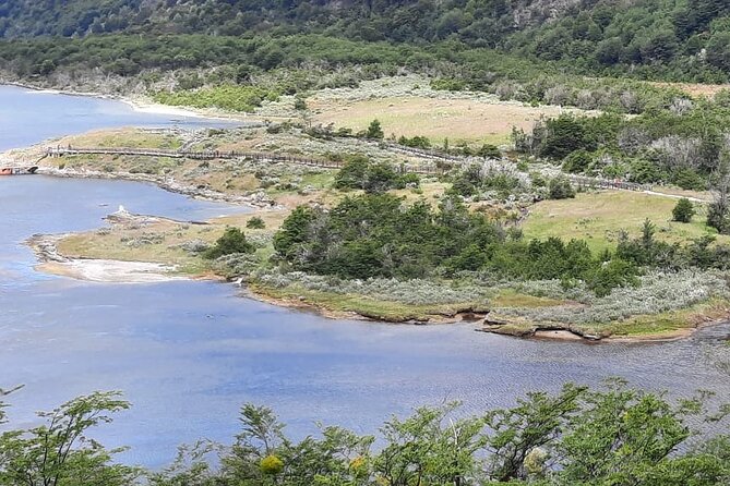 Half-Day Tierra del Fuego National Park - Stop 2: Lago Roca (Acigami), a quick break with international context