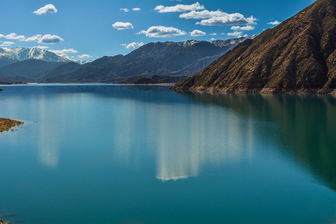 High Mountain Shared Tour - Stop 1: Potrerillos Lake (10 minutes, free entry)