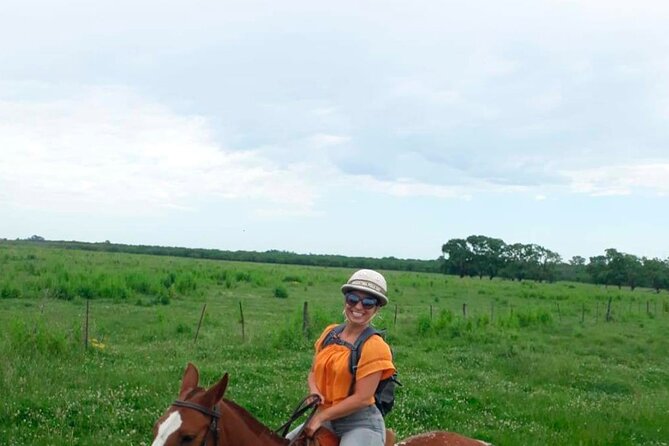 Horseback Riding and Polo in Buenos Aires - Polo lesson and mini match: learning hitting techniques the real way