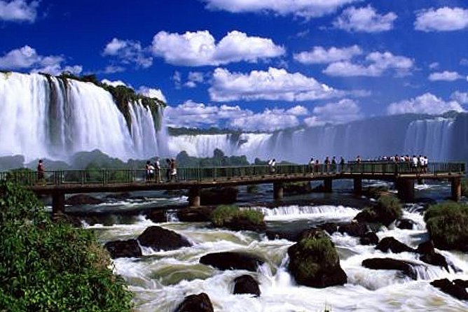 Iguazu Falls Brazilian side - Pickup, Meeting Point, and the Real-World Communication Risk