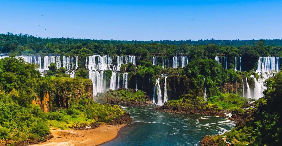 Iguazu Falls Private Day Trip from Buenos Aires - How Your Private Guide Changes the Feel of Iguazu