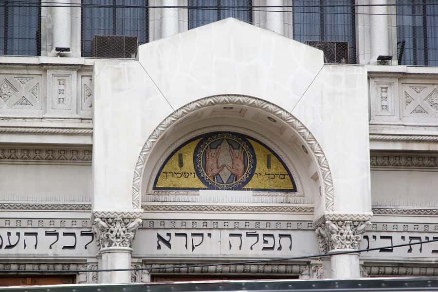 Jewish Sites Buenos Aires Private Walking and Car Tour - The 4-hour Car Option, Extra Landmarks Without Extra Tired Feet