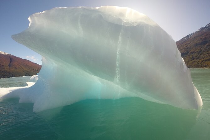 Kayak Perito Moreno Gateways Lunch and Transfer from Calafate - Who this Perito Moreno kayak day fits best