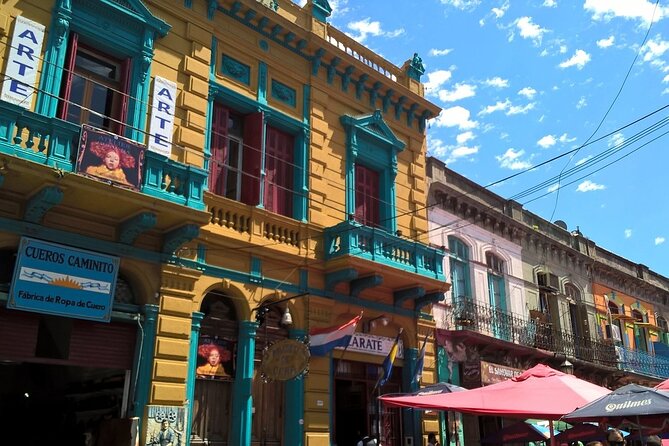 La Boca Walking Tour: Explore Top Sights & Hidden Gems - Where You Start: Av. Martín García and the Flow of a 2.5-Hour Walk