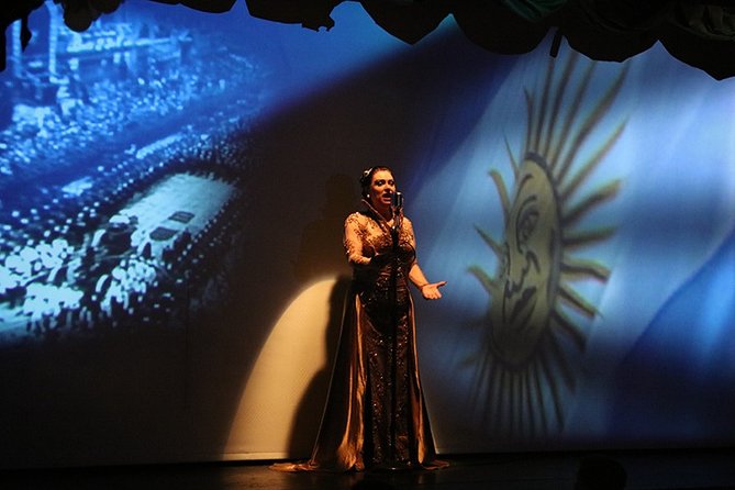 La Ventana Tango Show Including Private Transfers From Port & Hotels - The full show program: tango with live orchestra, folk songs, and gaucho energy