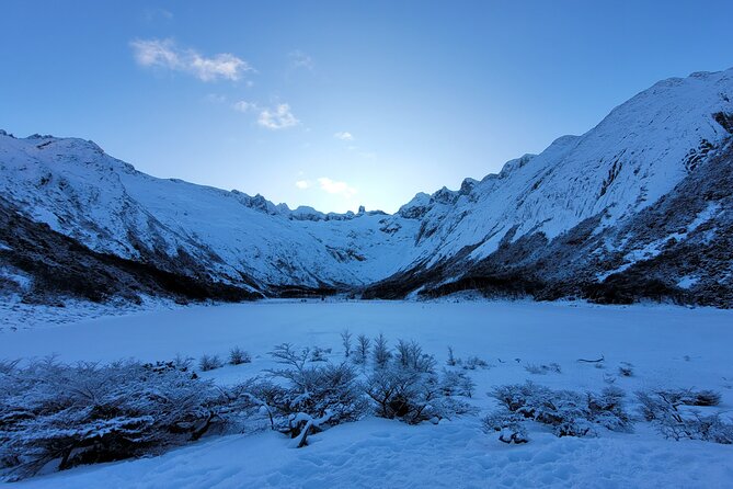Laguna Esmeralda (Trekking + lunch at refuge) - Who should book this hike, and who might want a different option