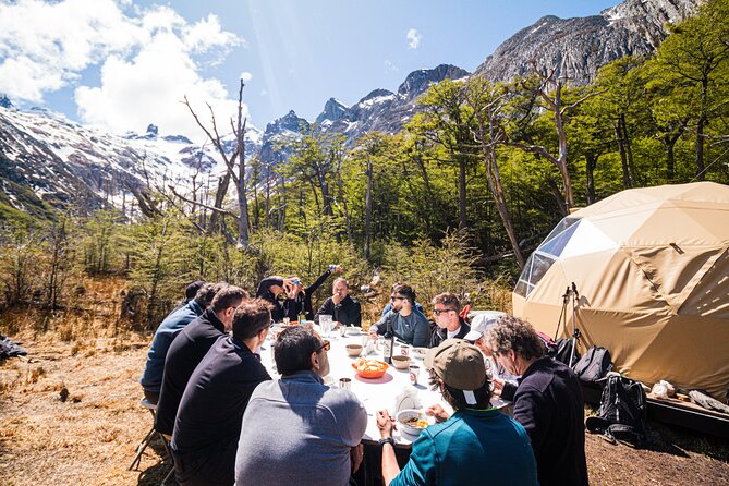 Laguna Esmeralda (Trekking + lunch at refuge) - The real payoff: refuge lunch warmed by a salamander